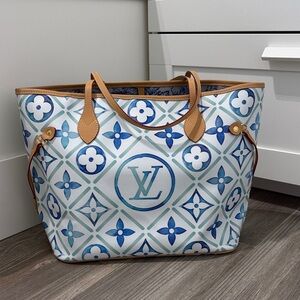 By the Pool Floral Blue and White Neverfull Tote